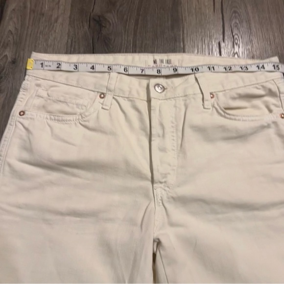 New NWOT We The Free People Mid Rise Jeans Ivory Sz 27 Raw Hem Edge Boho Button - Picture 8 of 10